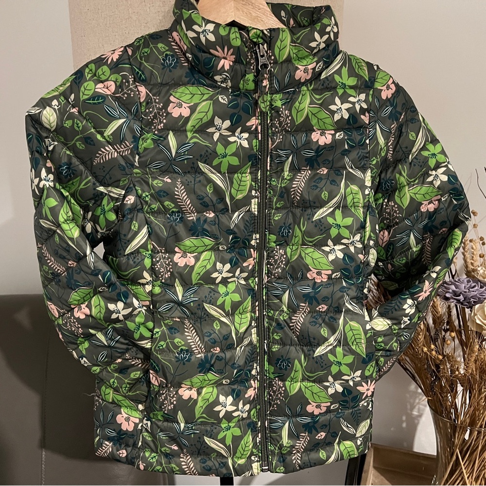 Amazon Essentials Girls Green Floral Jacket